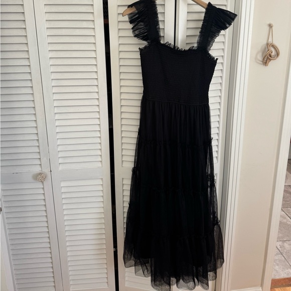 Elegant Black Ruffled Women's Dress - Picture 7 of 8